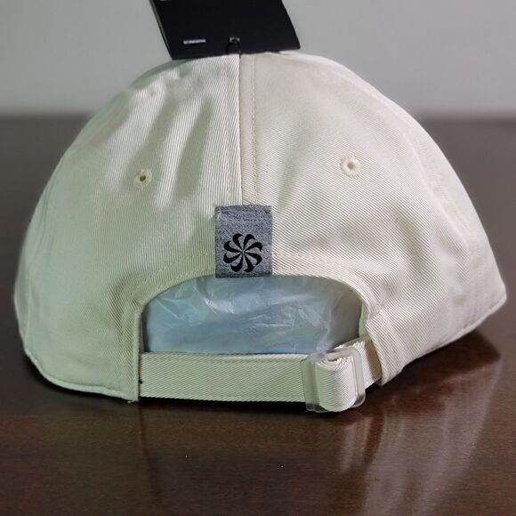 Nike Sportswear NSW Heritage 86 Off-White Color Grey Recycled Swoosh Logo Visor main image 7